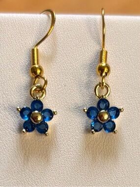 New petite Gold-Tone Blue Crystal Flower Drop Earrings